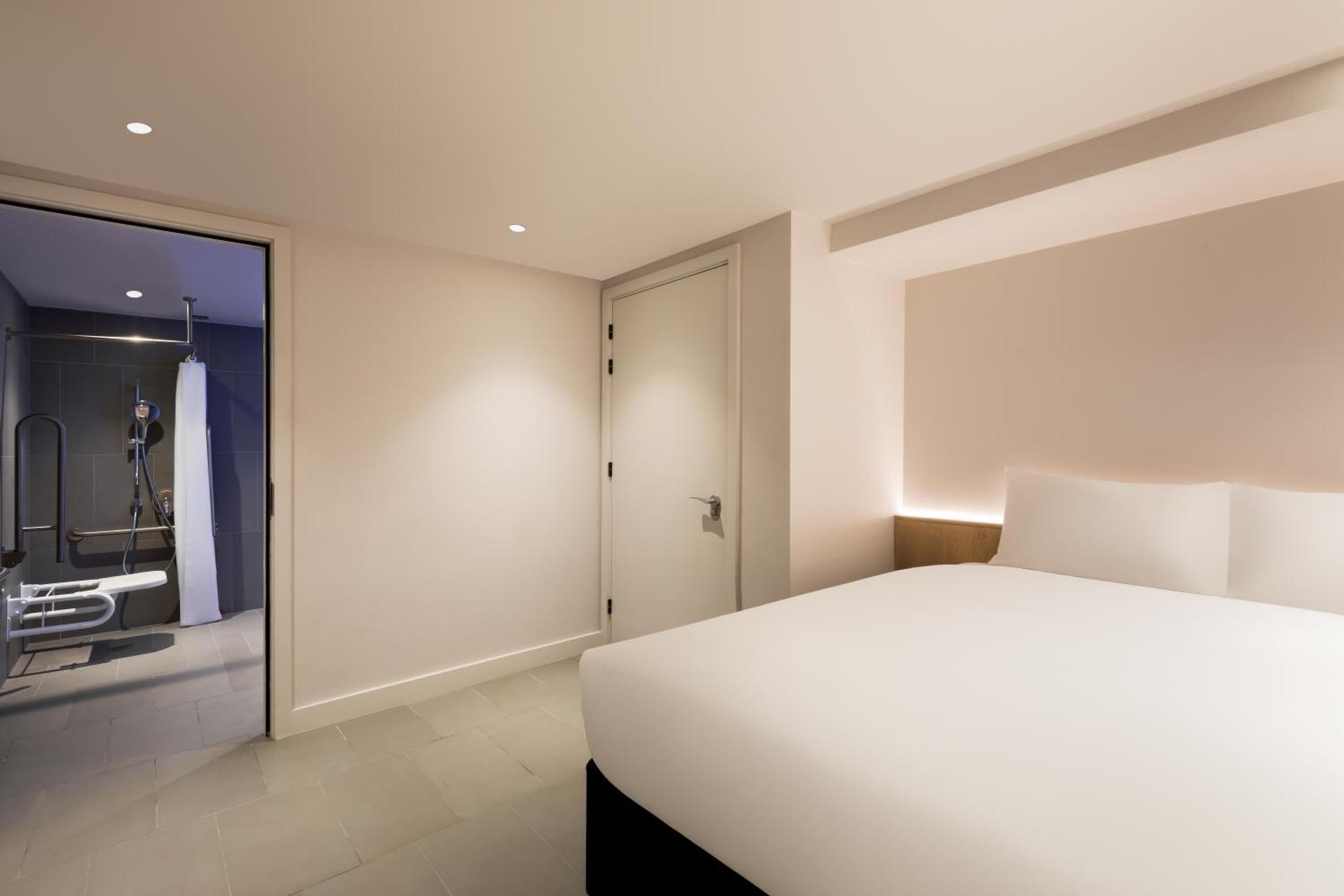 Zedwell Underground Tottenham Court Rd Hotel Londen